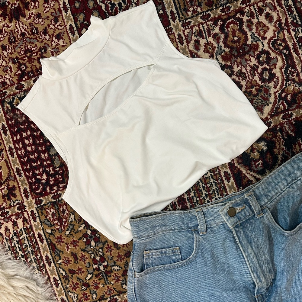 White cut out top